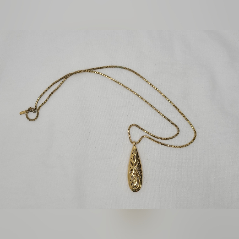 Vintage Monet Necklace Gold Tone Teardrop Pendant w/ Chain Costume Fashion
